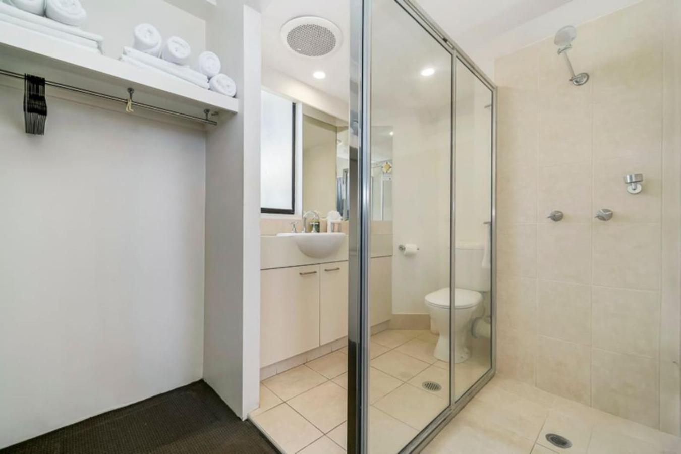 Carrington Getaway Ocean Views Wifi Parking * Gold Coast