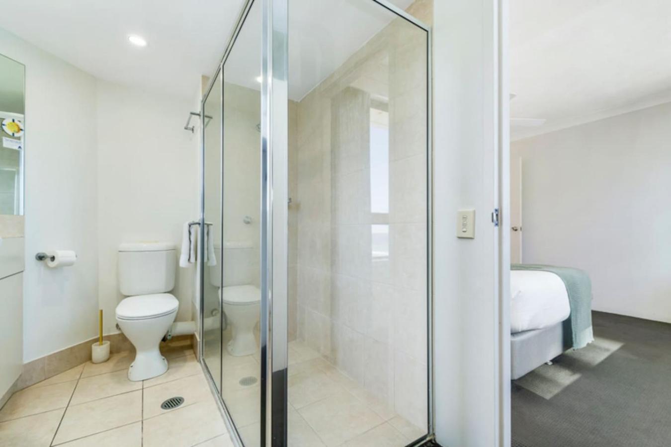 Carrington Getaway Ocean Views Wifi Parking Gold Coast