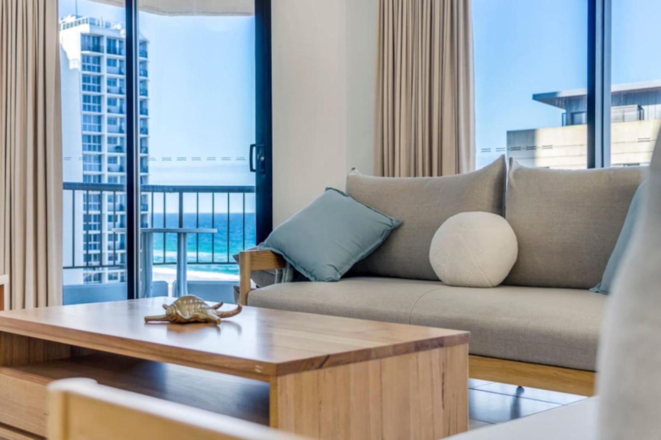 Apartment Carrington Getaway Ocean Views Wifi Parking Gold Coast