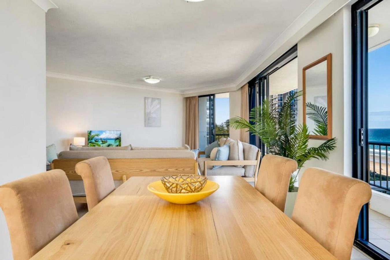 Carrington Getaway Ocean Views Wifi Parking * Gold Coast