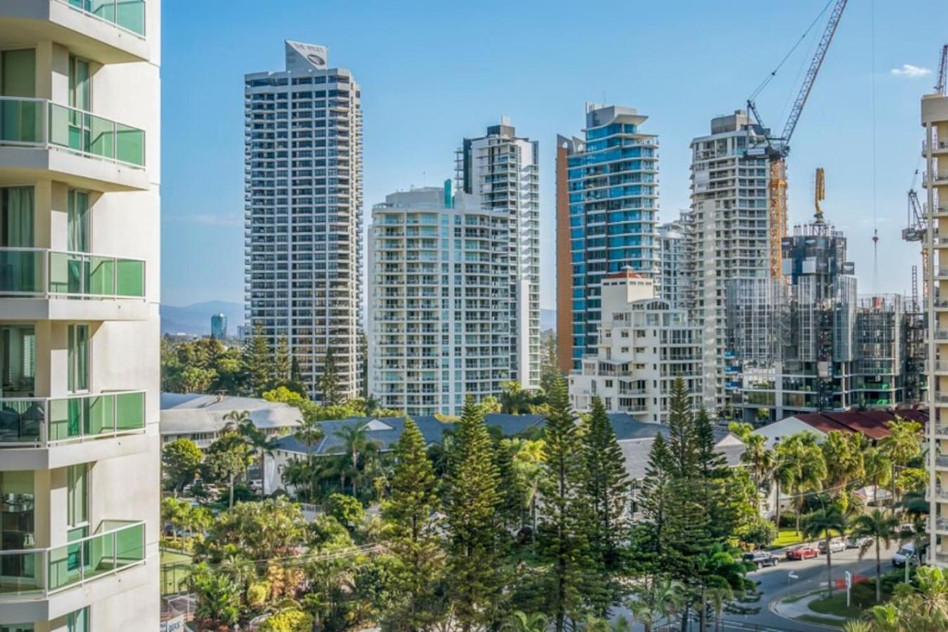 Apartment Carrington Getaway Ocean Views Wifi Parking Gold Coast