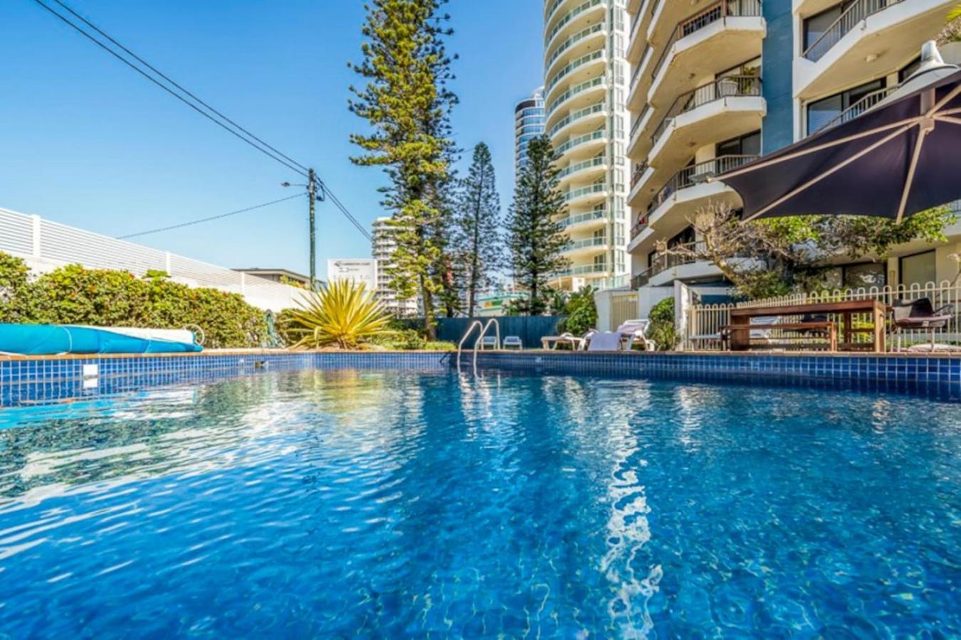 Carrington Getaway Ocean Views Wifi Parking Apartment Gold Coast